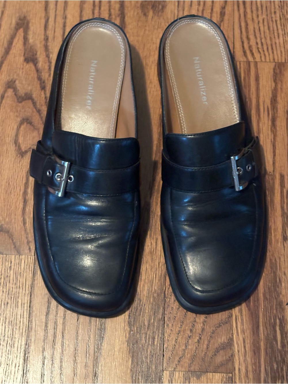 Naturalizer Black Leather Buckle Slip On Mule Loafers Flat Shoes Women's 8M GUC